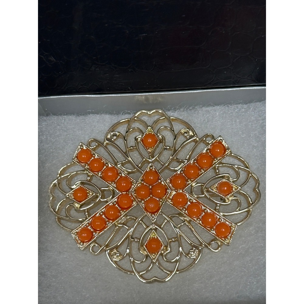 Ornate Brooch Gold Tone Filigree Orange Cabochon Bead Pin